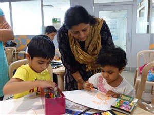 Art Workshop for Children at Pune on Saturday 13th June 2015, organised by Art India Faoundation and conducted by Chitra Vaidya