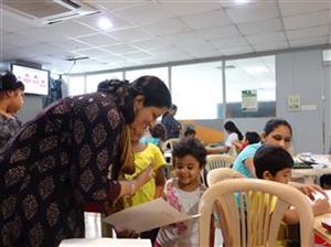 Art Workshop for Children at Pune on Saturday 13th June 2015, organised by Art India Faoundation and conducted by Chitra Vaidya