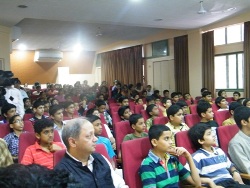 Demostration by Chitra Vaidya at Jnana Prabodhini Prashala Pune, 2011