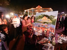 Painting at wedding ceremony by Chitra Vaidya - 3	