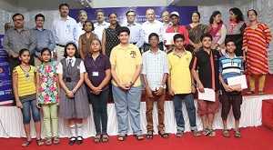 Chitra Vaidya at the Event with Winners